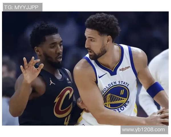 1999年NBA勇士与骑士的经典对决回顾与赛季分析