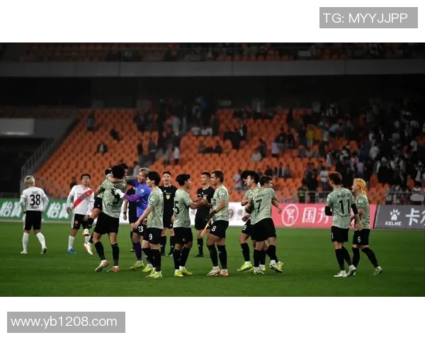 足球明星因涉嫌犯罪被判入狱引发球迷热议与媒体关注 足球明星因涉嫌犯罪被判入狱引发球迷热议与媒体关注