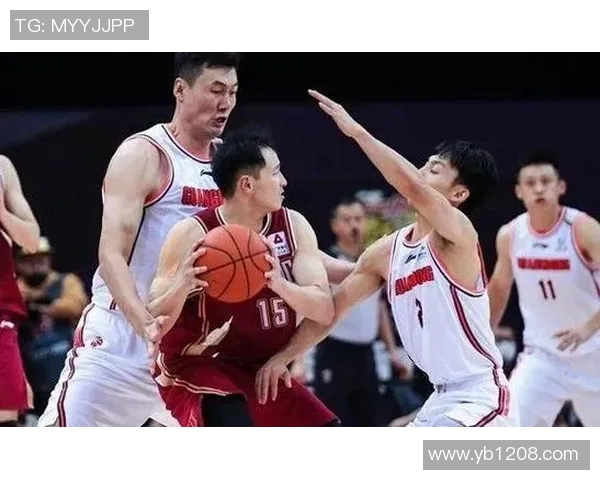 广州羽毛球队以80分稳居冠军赛积分榜首位展现强劲实力